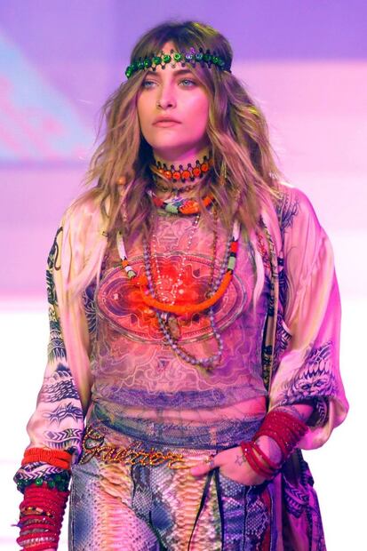 La hija de Michael Jackson deslumbra en el desfile de Jean Paul Gaultier