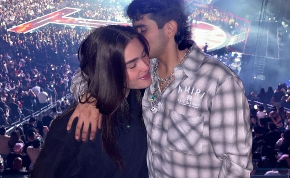 La hija mayor del 'Canelo' junto a su novio / Foto: Instagram