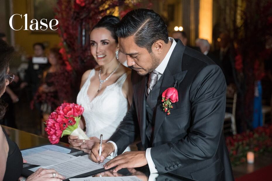 Andrea Vara y Mauricio Hernández unen sus vidas en emotiva ceremonia
