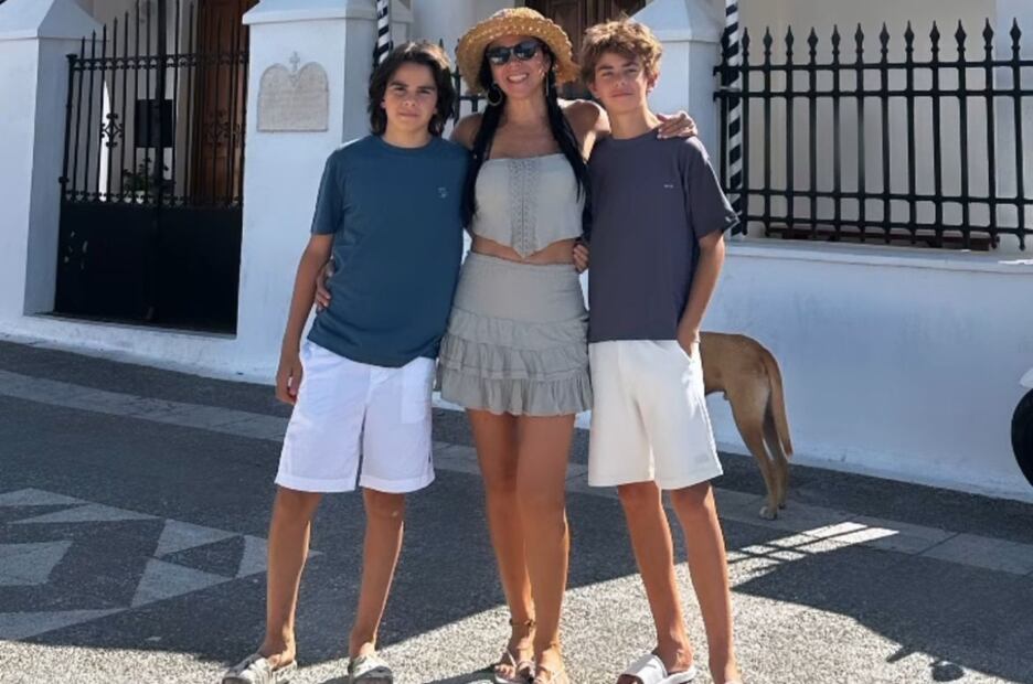 Paola Rojas le dio la bienvenida al verano con un especial viaje acompañada de sus hijos mellizos / Foto: Instagram