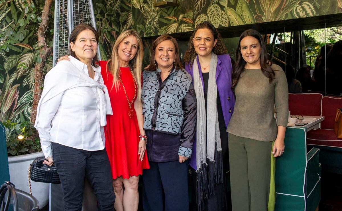Desayunan con Xóchitl Gálvez