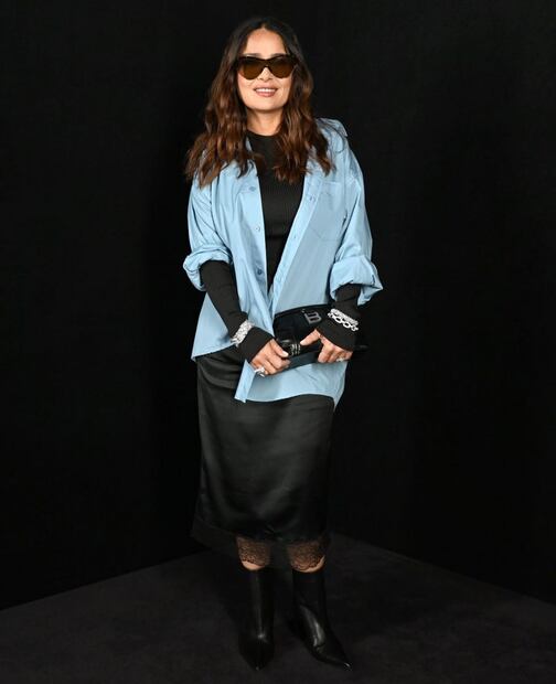 Salma Hayek, Valentina Paloma y Mathilde Pinault en el desfile de Balenciaga