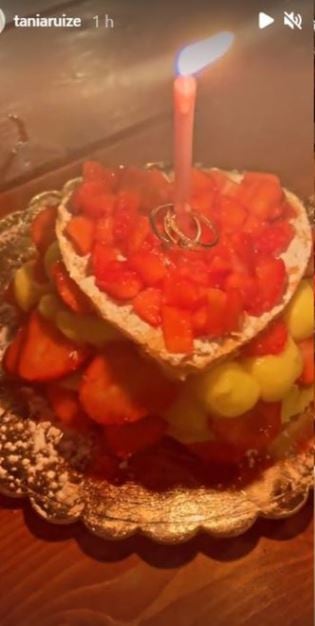 Tania Ruiz llega a los 34 años y Paulina Peña la celebra