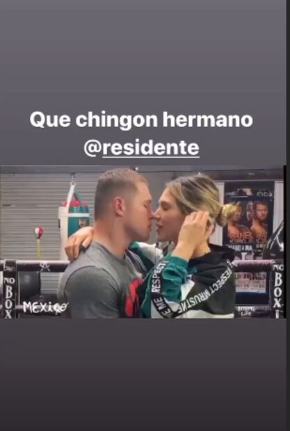 El apasionado beso de Ricky Martin y Jwan Yosef en video de Residente