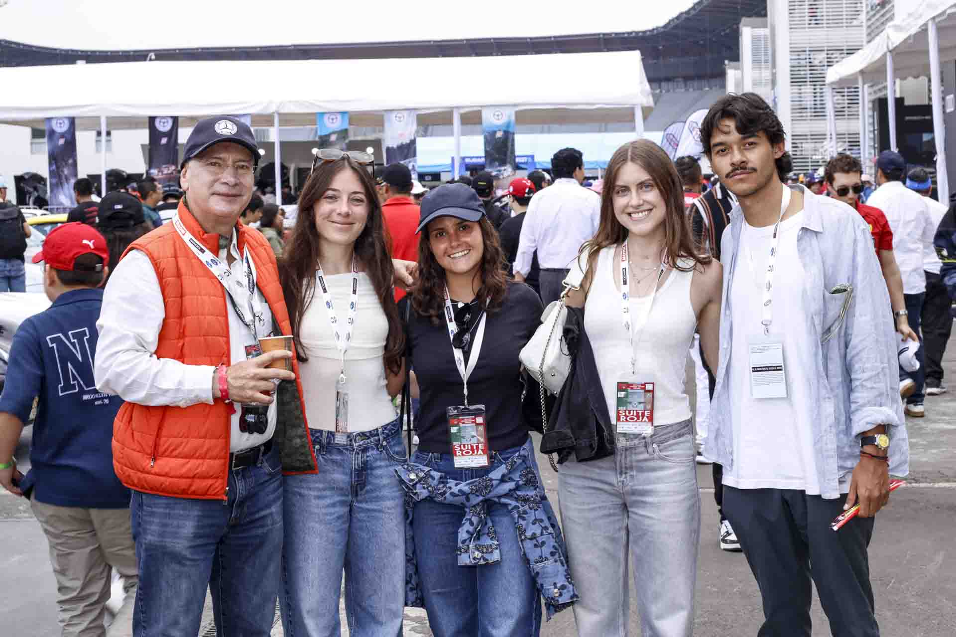 Álvaro Altamirano, Daniela Altamirano, Natalia Roca, Sofía Rakitin y Javier Sánchez. (Foto: Esteban Torreblanca)