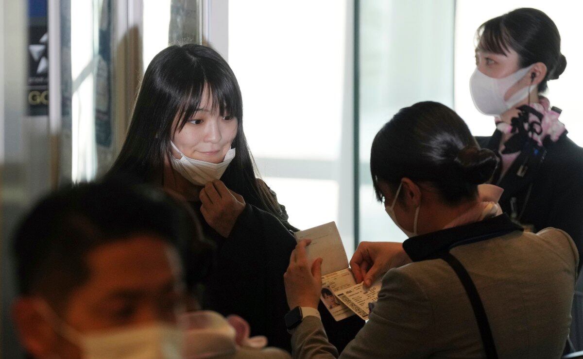 La exprincesa Mako deja Japón. Ya vuela rumbo a Estados Unidos