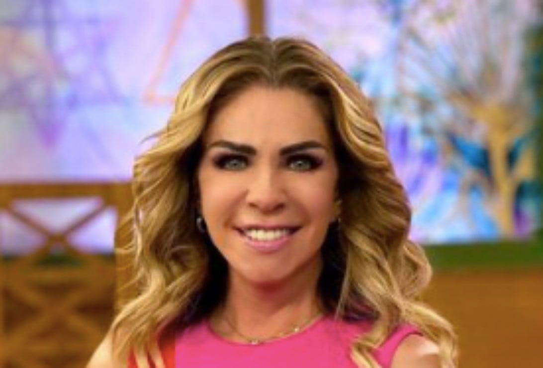 Rocío Sánchez Azuara se roba todas las miradas con un ajustado tankini negro