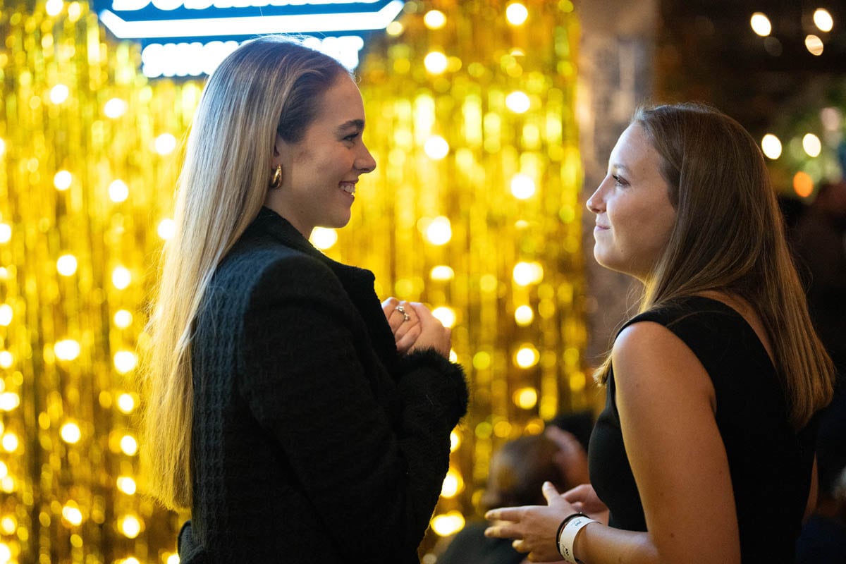 Paula Vázquez y Marina Gómez. (Foto: Héptor Arjona)
