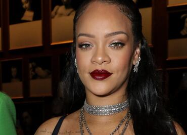 Rihanna presume su figura con unos leggings ajustados de Adidas a 2 meses del nacimiento de su bebé