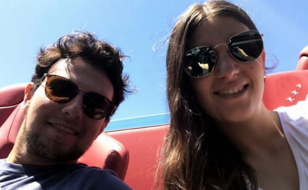 "Checo" Pérez y su esposa Carola Martínez serán papás por tercera vez