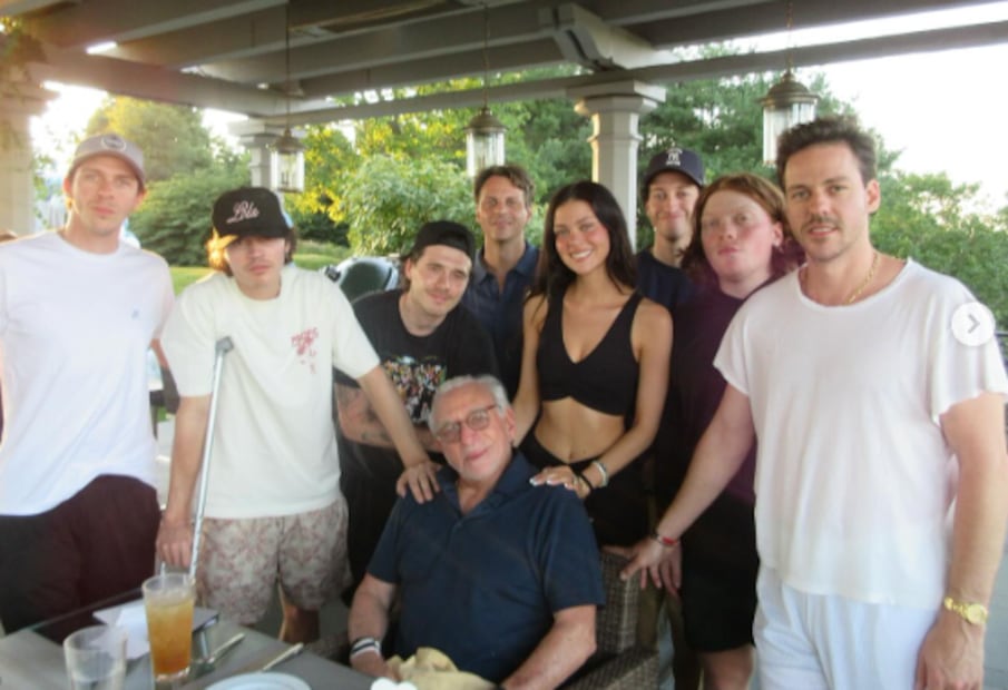Nelson Peltz junto a su familia en su cumpleaños 83 / Foto: Instagram