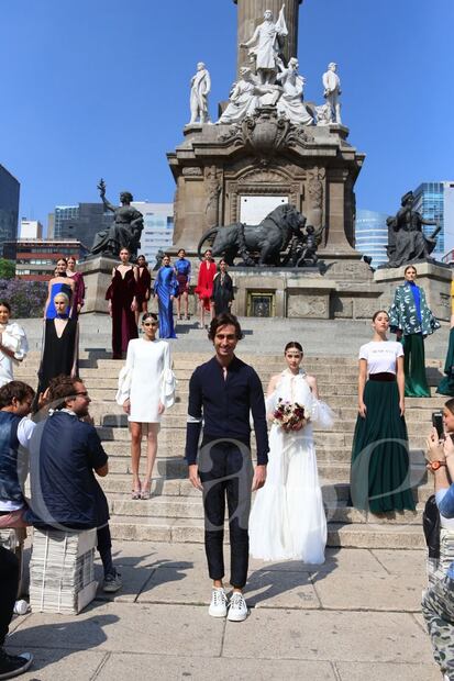Pasarela histórica en el Ángel de la Independencia