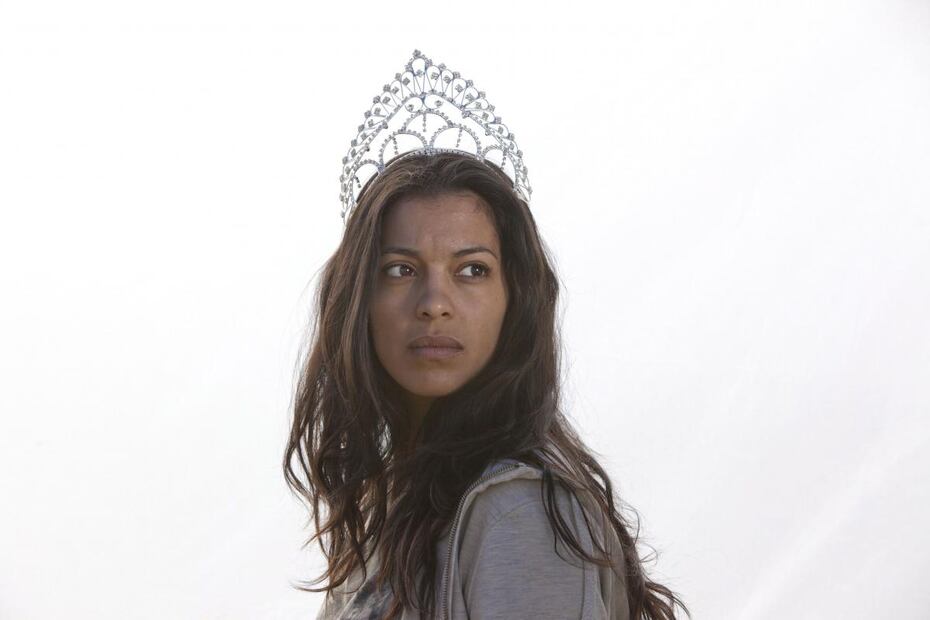 Stephanie Sigman; la primera chica bond mexicana