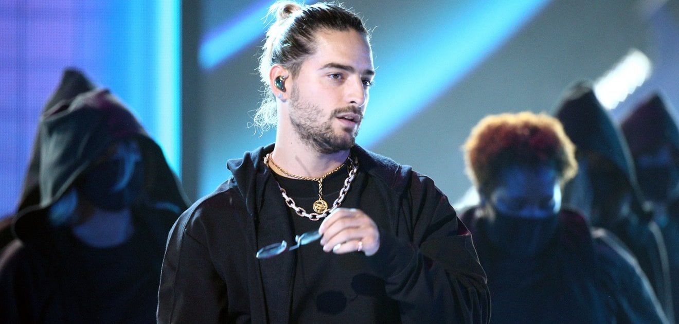 Maluma comparte una foto en la que se ve ¡desnudo!