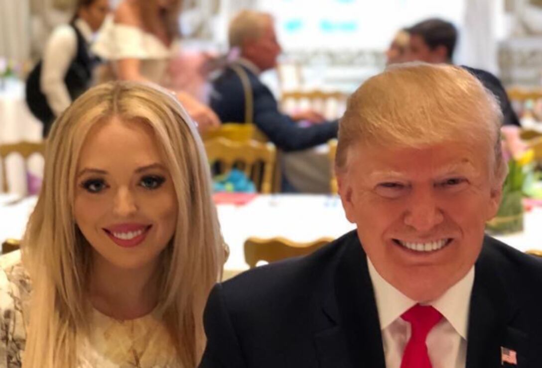 La ostentosa boda de Tiffany, hija de Donald Trump, y los looks de Ivanka y Melania