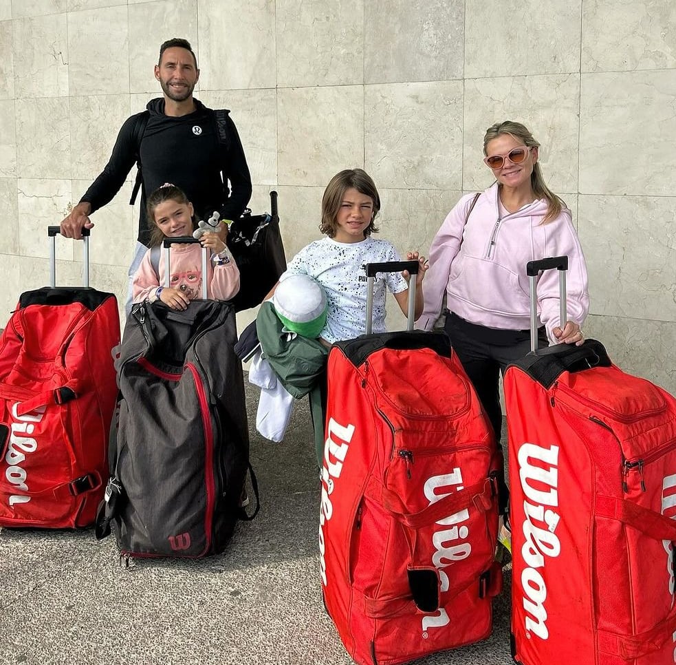La familia González previo a un tour / Foto: Instagram