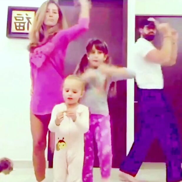 La coreografía familiar de Geraldine Bazán y Gabriel Soto 