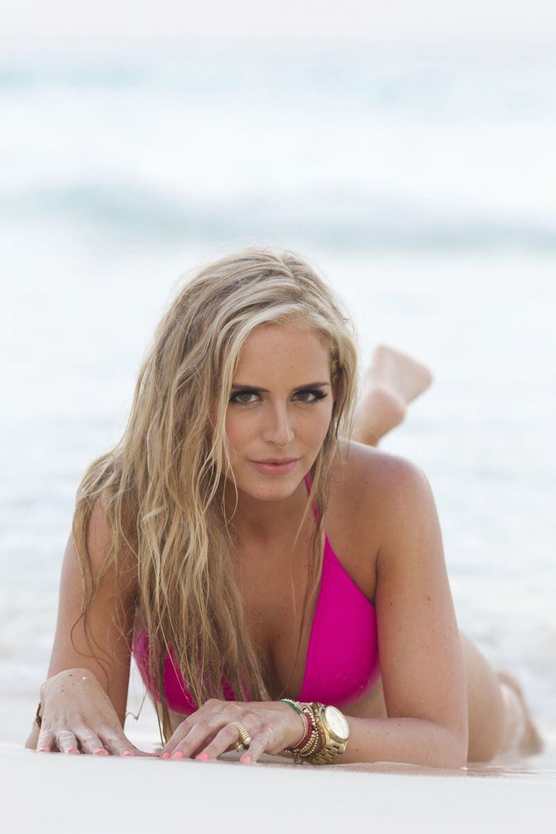 La vez que la modelo relacionada con Peña Nieto nos posó en bikini