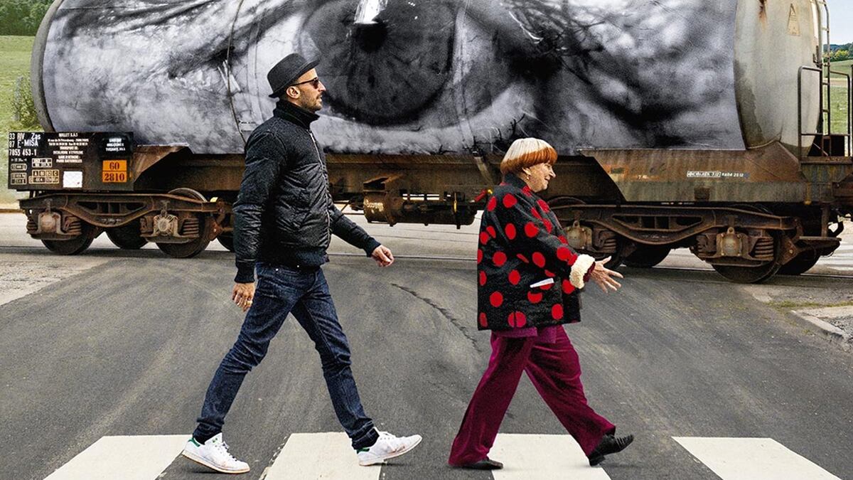 Lo más importante que debes saber de la cineasta Agnes Varda; Salma Hayek la recuerda con cariño