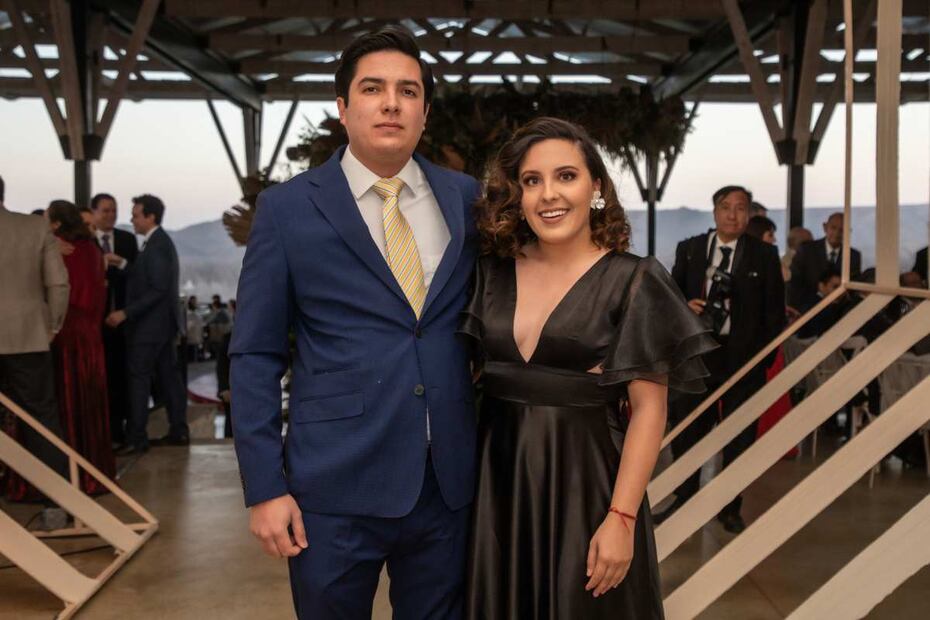 Aída y Jorge se casan en el “Pueblo Mágico” de Parras de la Fuente, Coahuila.