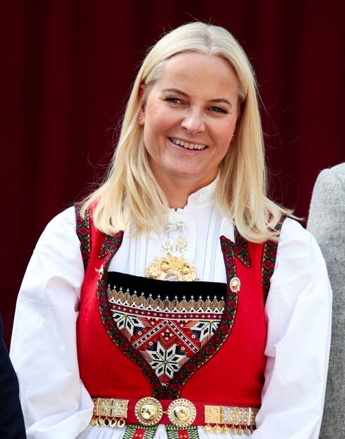 Escándalo en Noruega: relacionan a la princesa Mette-Marit con el pederasta Jeffrey Epstein