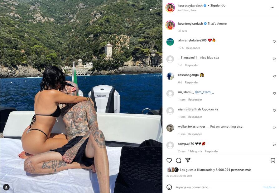 Hijos de Kourtney Kardashian están horrorizados de los besos con Travis Barker