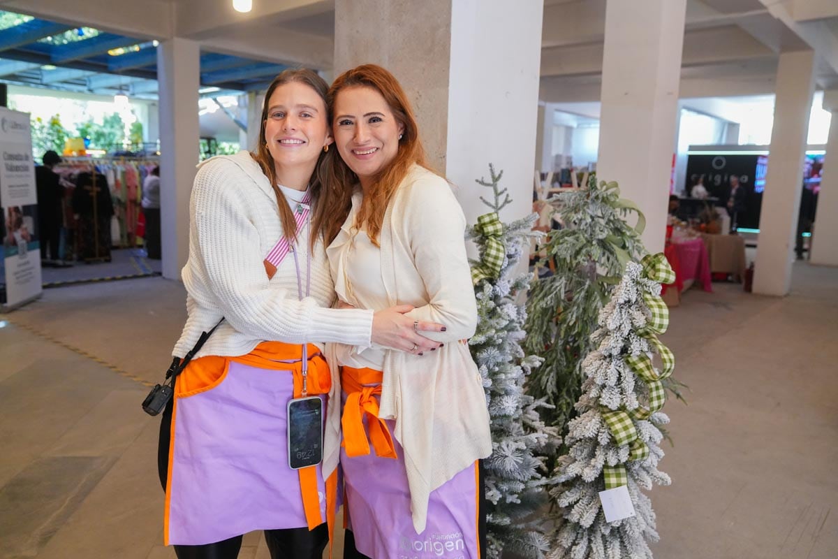 Ana Creel y Evelyn Mendoza. (Foto: Leonardo Gómez)