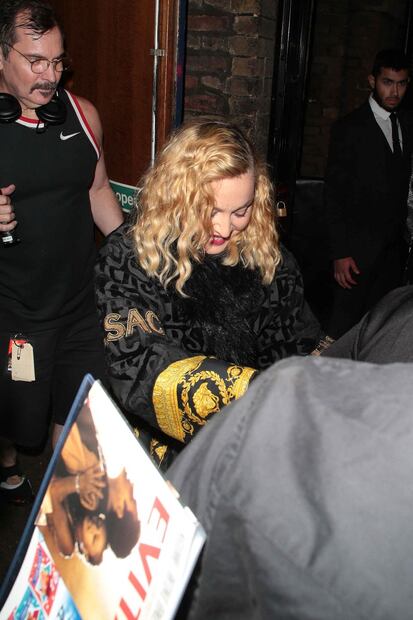 Madonna impacta por su rostro hinchado tras concierto en el London Palladium