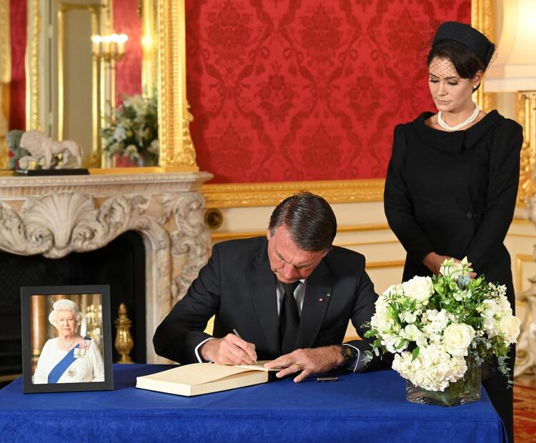 Dignatarios se reúnen en Reino Unido para el funeral de Isabel II 