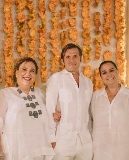 Luis Miguel y Mollie Gould en una íntima cena en Cancún