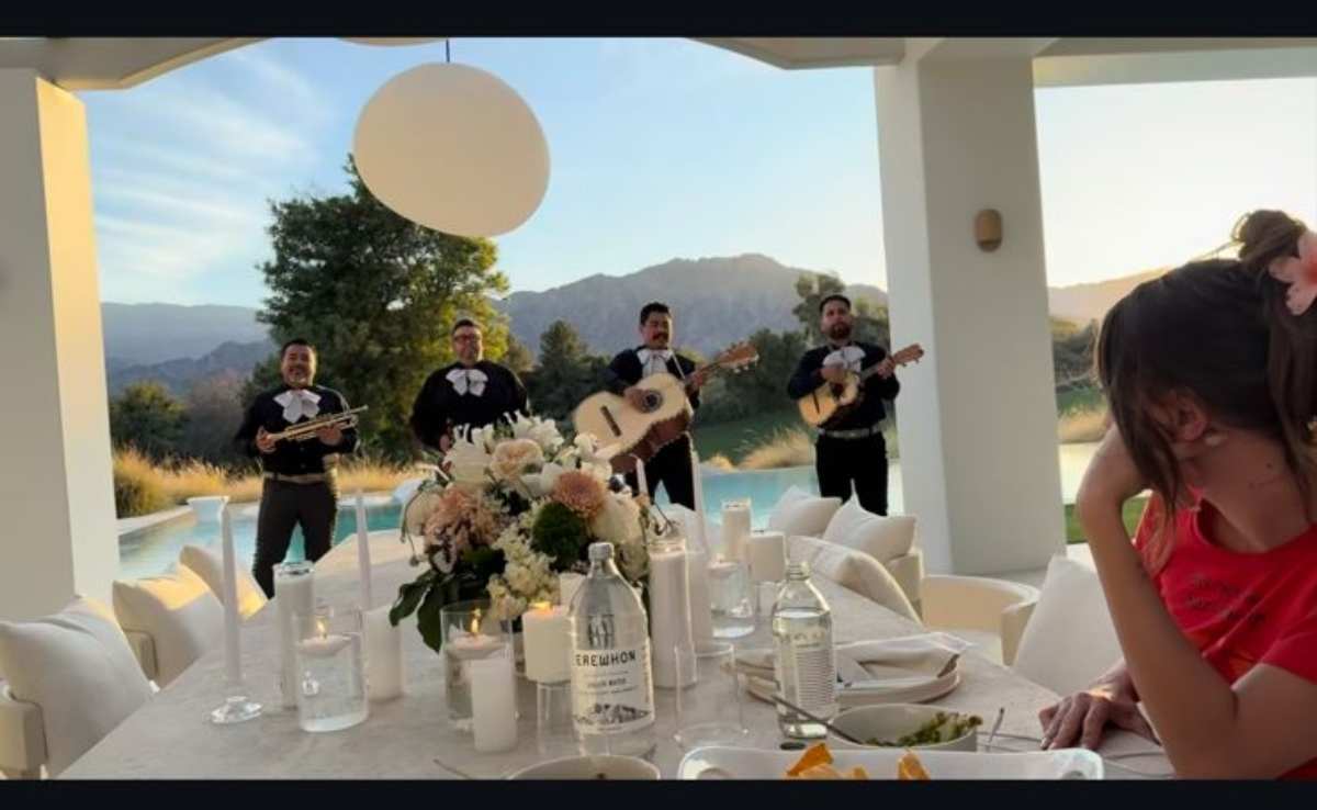 Justin Biber sorprendió a su esposa Hailey con mariachi / Foto: Instagram @justinbieber