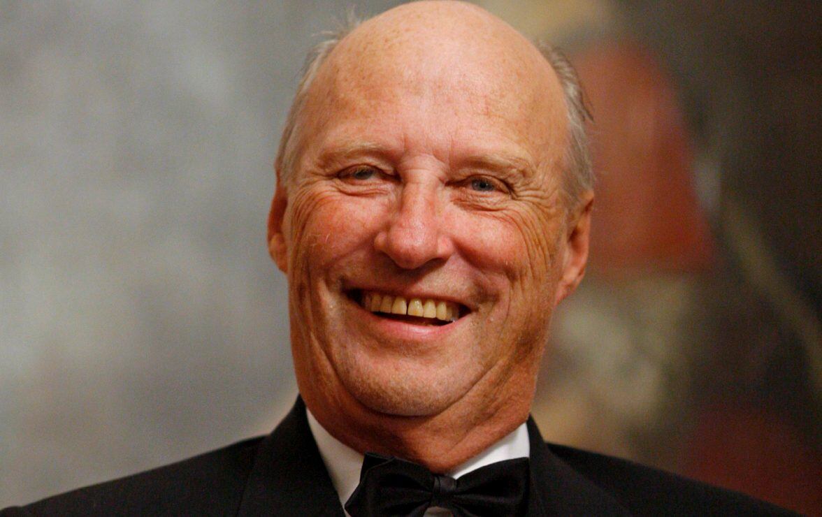 El debilitado rey Harald de Noruega, contagiado de Covid-19