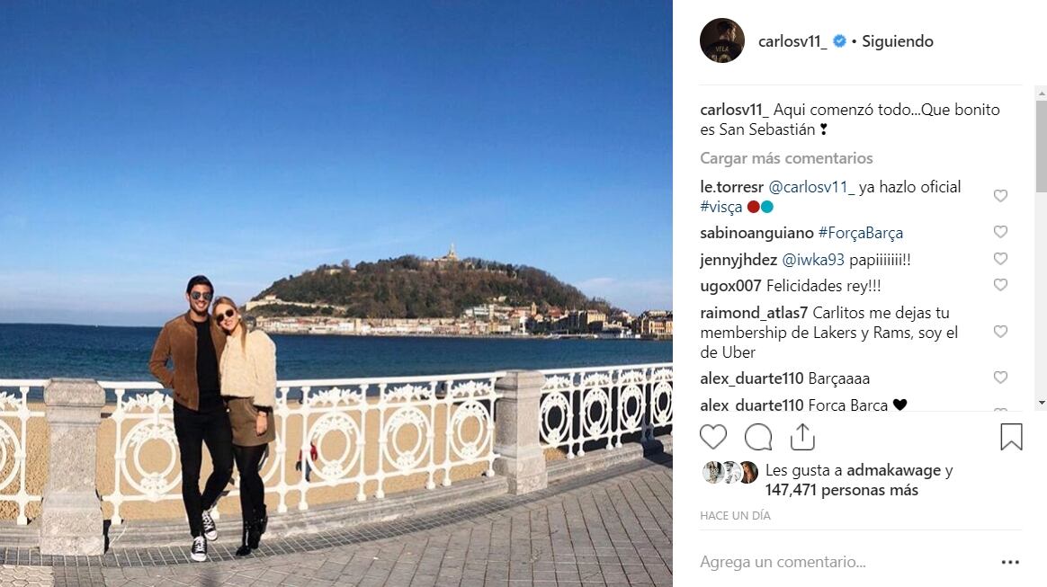 Carlos Vela más enamorado que nunca en sus vacaciones por Barcelona 