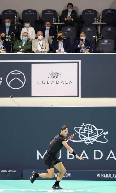 Juan Carlos de España reaparece en partido de Nadal tras huir a Emiratos Árabes