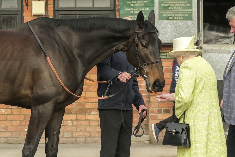 La reina Isabel II sigue montando a caballo a sus 93 años 
