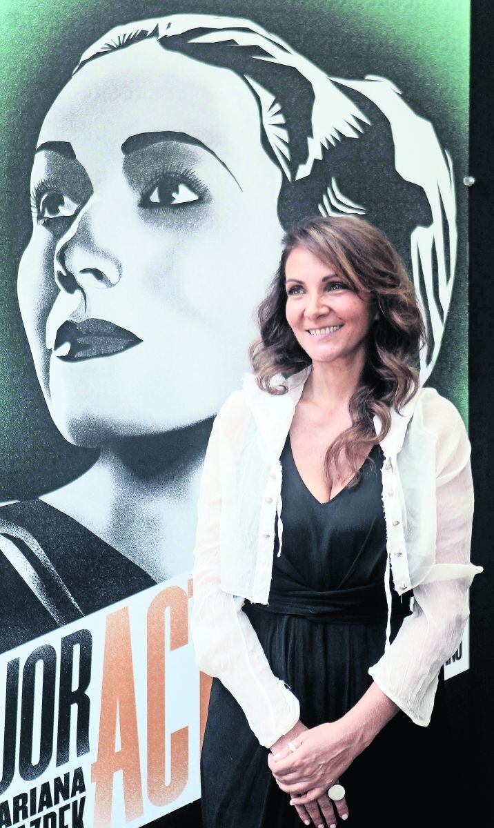 Los grandes amores de Luis Miguel en su adolescencia, según su serie biográfica