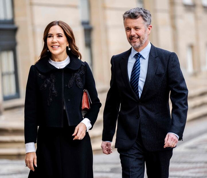 El rey Federico y la reina Mary de Dinamarca en el Museo Amalienborg de Copenhague / AFP