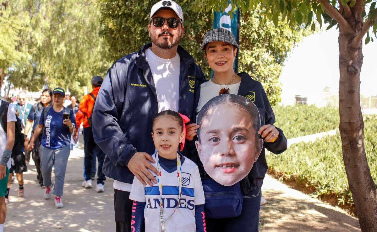 Aarón Rivas, Ana Paula y Ana Paola López / Foto: Esteban Torreblanca