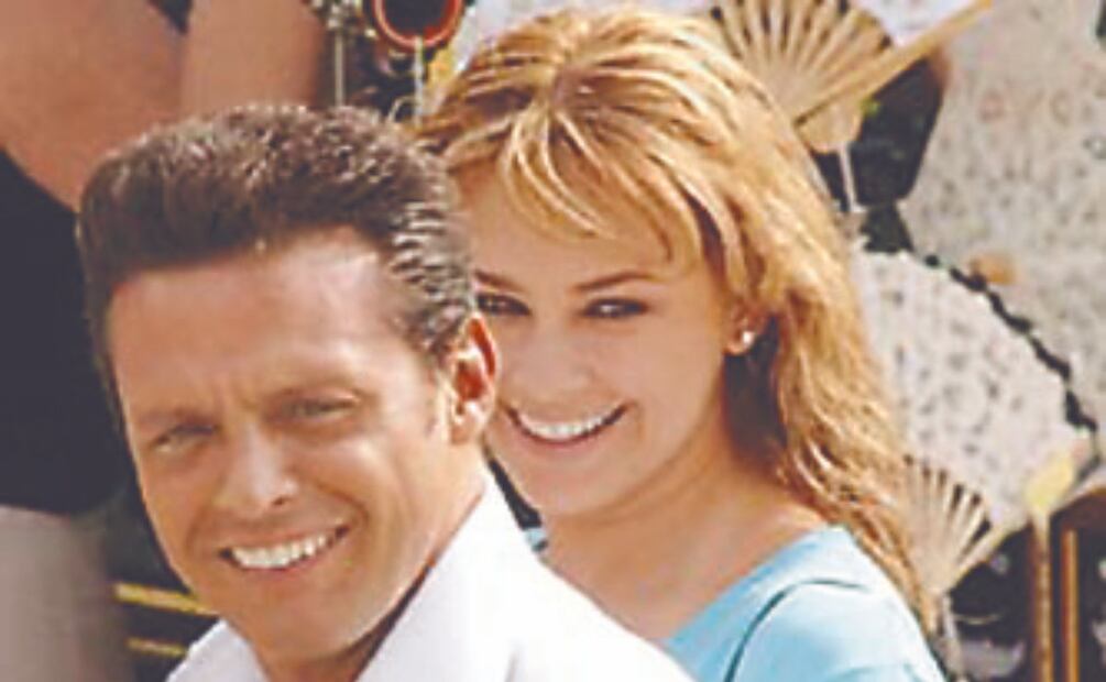 Aracely Arámbula evita que graben a su hijo en Los Ángeles