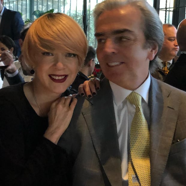 Edith González presenta al nuevo integrante de su familia 