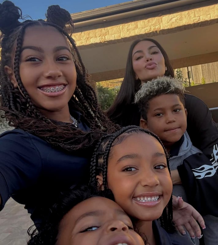Kim Kardashian junto a sus hijos / Foto: Instagram