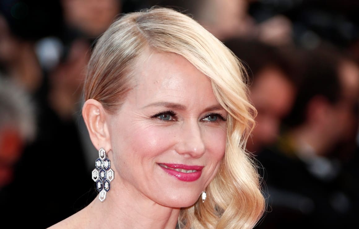 Naomi Watts publicará libro sobre la menopausia: “Las mujeres sufren en silencio"
