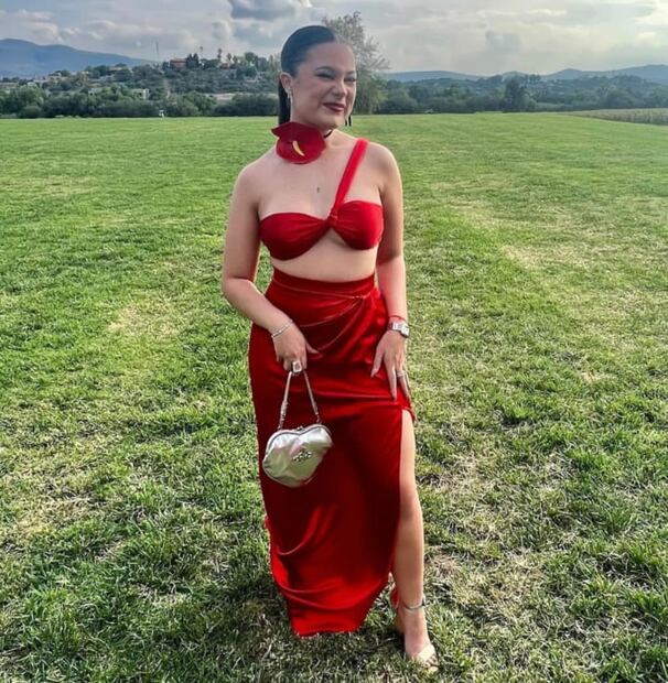 El look de Manuela Sanz diseñado por Alfredo Martínez / Instagram: @manuela.snzm