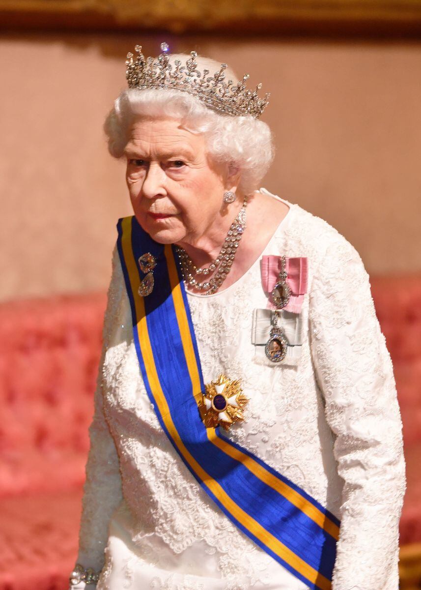 Máxima estrena el diamante más grande de la corona holandesa en Buckingham