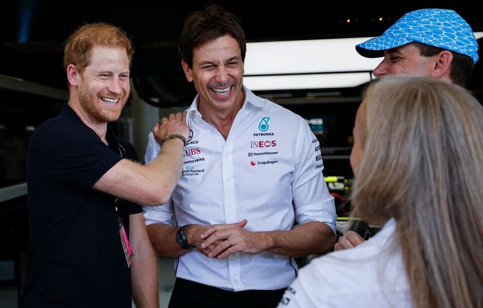 El príncipe Harry con Toto Wolff, director de Mercedes, en el GP de Estados Unidos / AFP