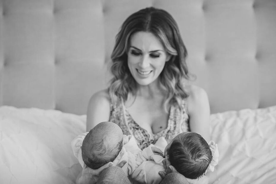 Foto: Así lucen las mellizas de Jacky Bracamontes a un mes de nacidas