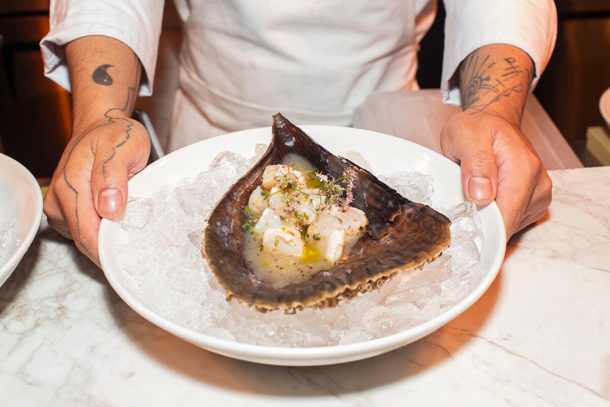 Crudo de callo de hacha. (Foto: Esteban Torreblanca)