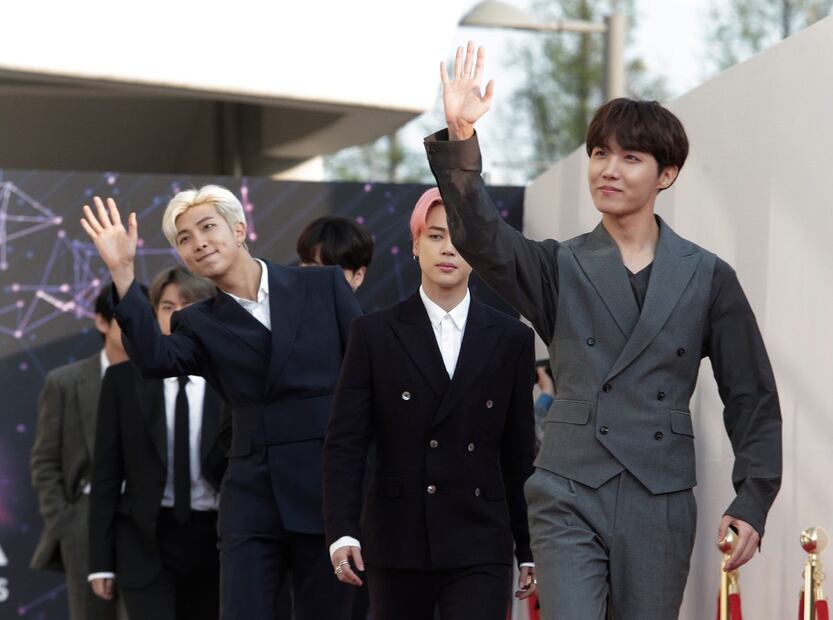 Suga, integrante de BTS, dio positivo a Covid-19