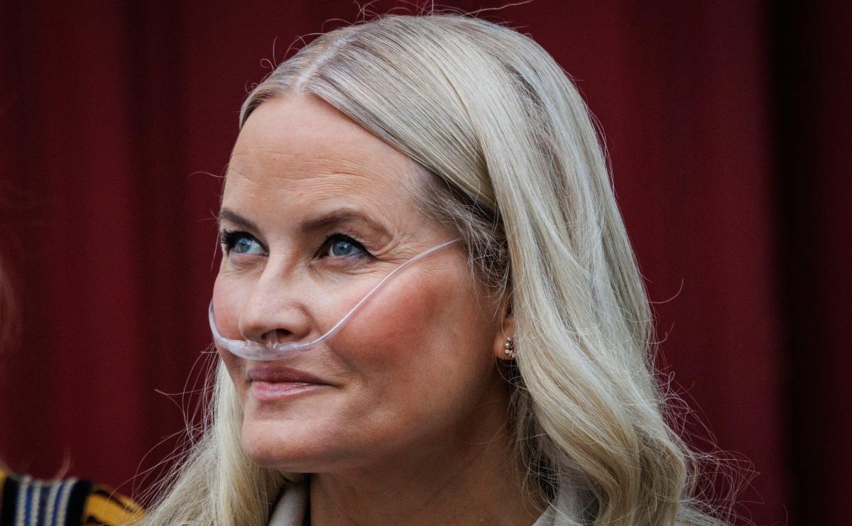 Mette-Marit de Noruega, en lista de espera para trasplante de pulmón: "Es grave"