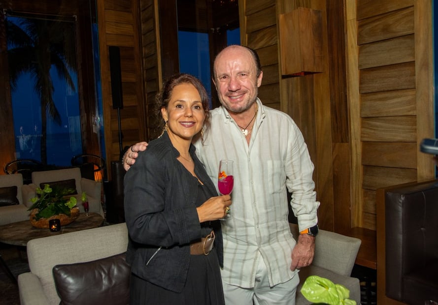 Liuska Lares y Antonio Cosío. (Foto: Especial)